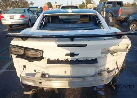 2021 Chevrolet Camaro Rwd 2Lt из США, поврежденный, VIN 1G1FD1RX1M0142523